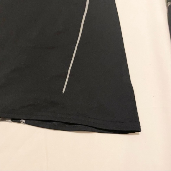 Under Armour Women's Black Long Sleeve Heatgear Top Size Small - Picture 8 of 16